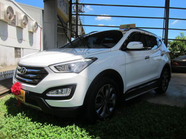 HYUNDAI現代 SANTA FE  第1張相片