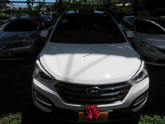 HYUNDAI現代 SANTA FE  第3張相片