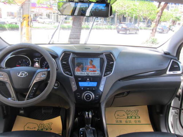HYUNDAI現代 SANTA FE  第16張相片