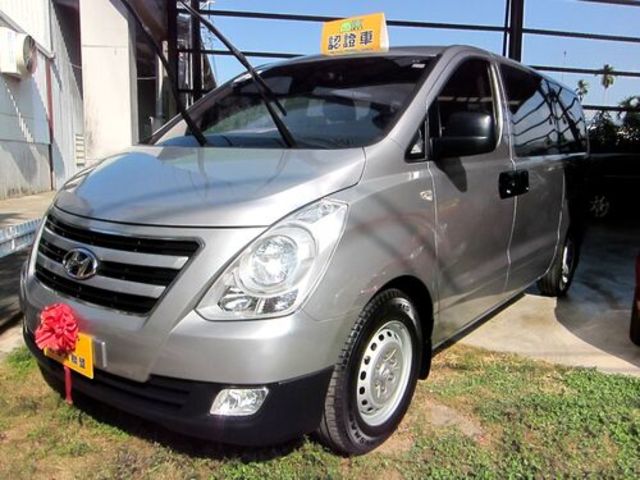 HYUNDAI現代 STAREX  第1張相片