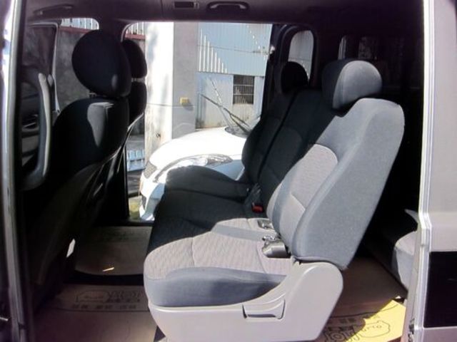 HYUNDAI現代 STAREX  第13張相片