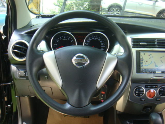 NISSAN日產 LIVINA  第5張相片