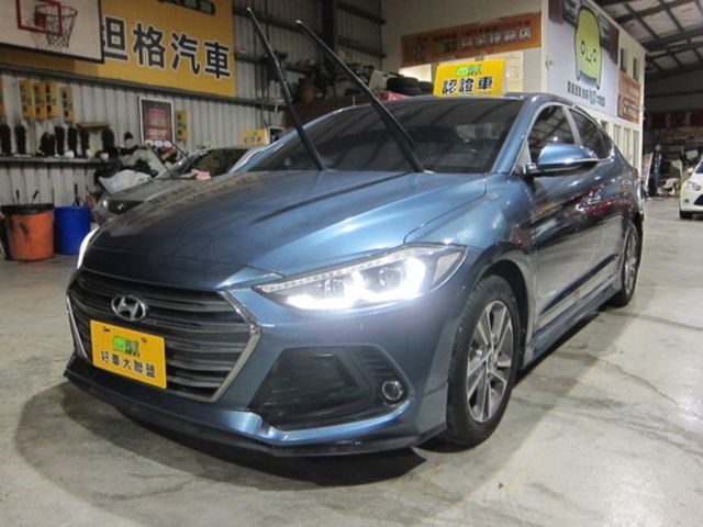 HYUNDAI現代 ELANTRA  第1張相片