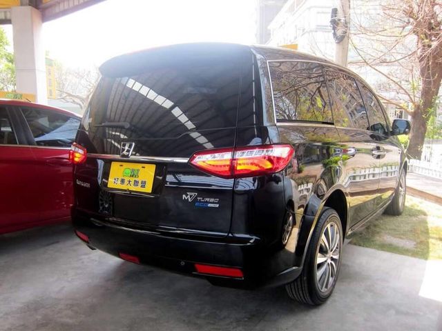 LUXGEN納智捷 M7 TURBO  第2張相片