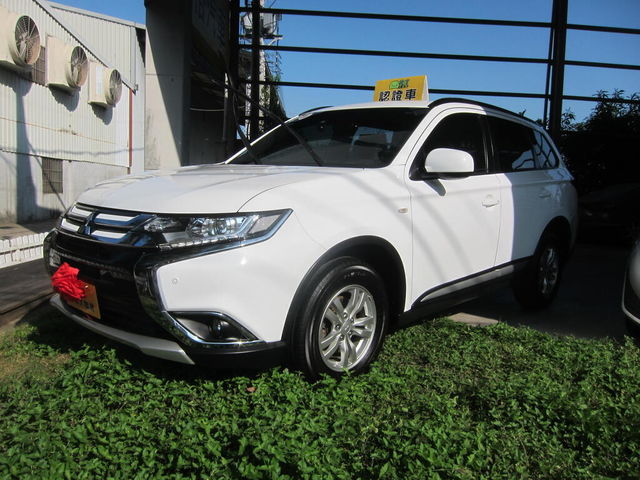 MITSUBISHI三菱 OUTLANDER  第1張相片
