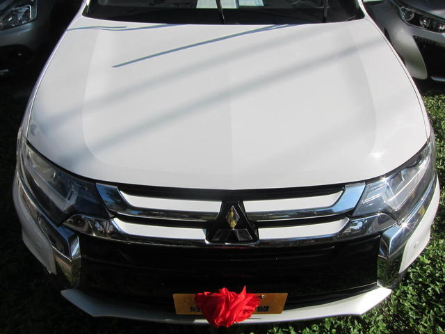MITSUBISHI三菱 OUTLANDER  第9張相片