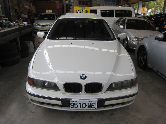 BMW寶馬 523I  第3張相片