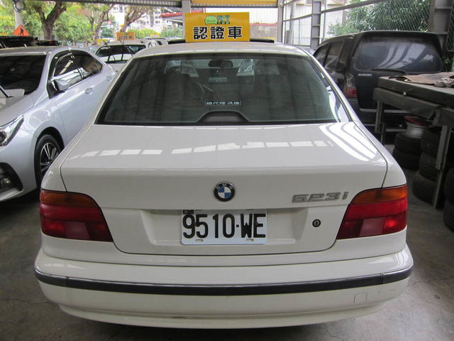 BMW寶馬 523I  第4張相片