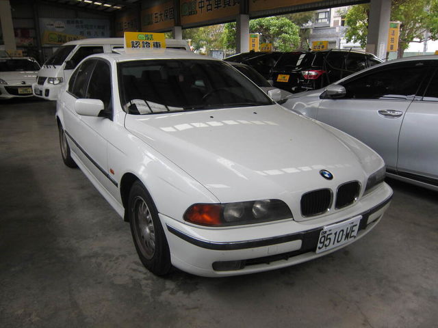 BMW寶馬 523I  第7張相片