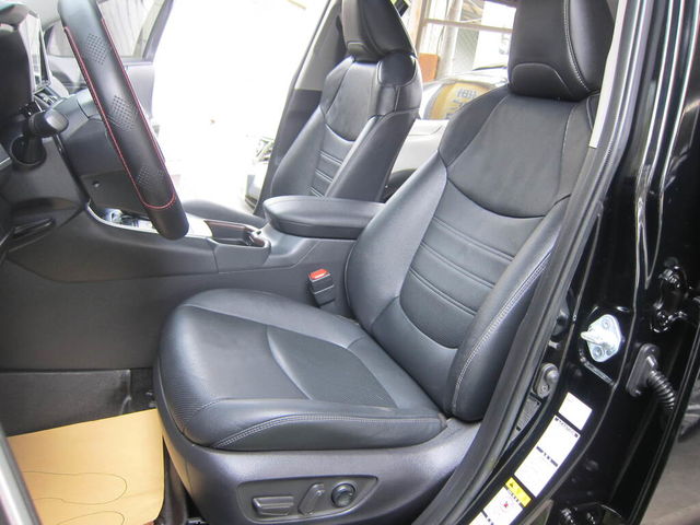 TOYOTA豐田 RAV4  第27張相片