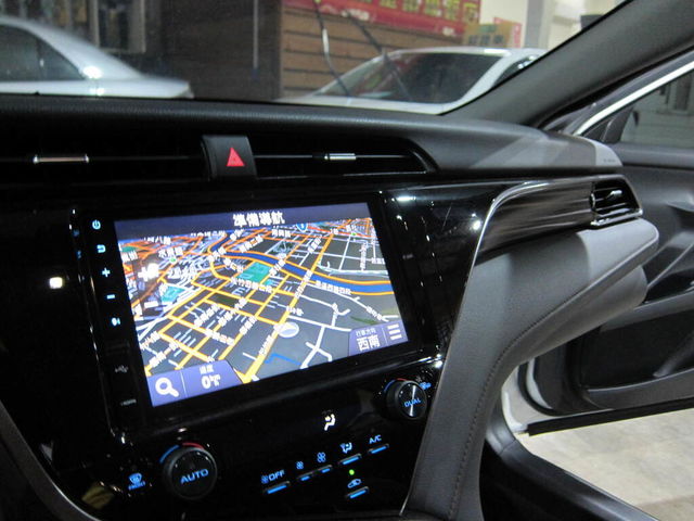 TOYOTA豐田 CAMRY  第15張相片