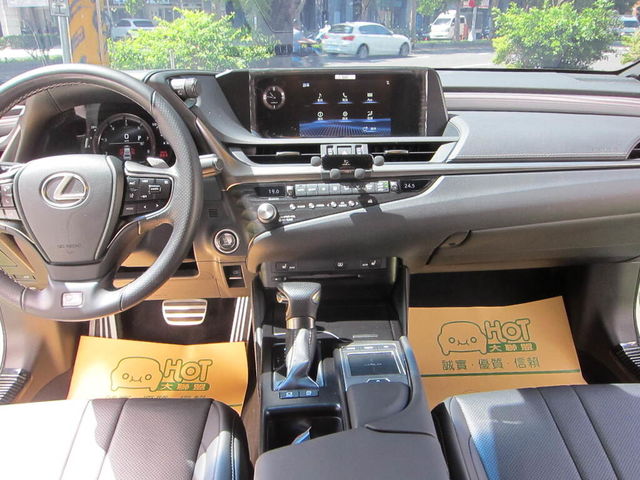 LEXUS凌志 ES250  第5張相片
