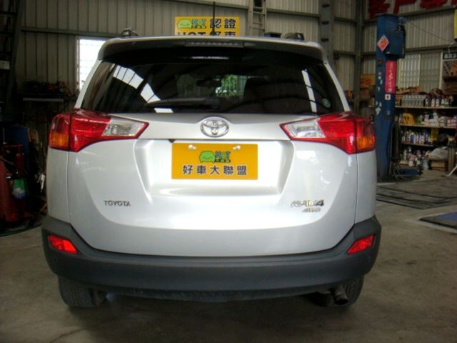 TOYOTA豐田 RAV4  第4張相片