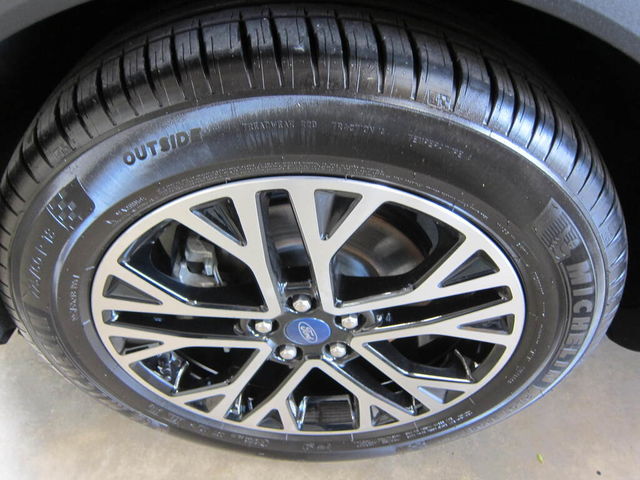 FORD福特 KUGA  第8張相片