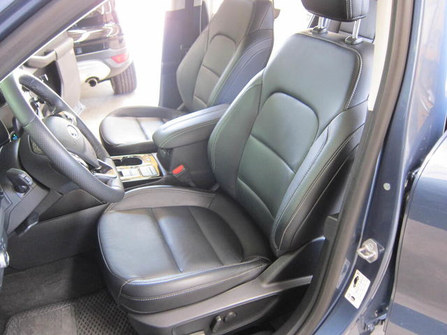 FORD福特 KUGA  第14張相片