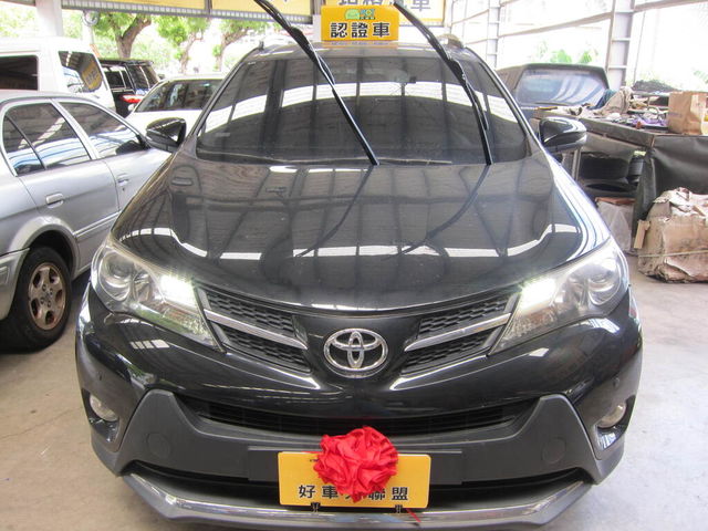 TOYOTA豐田 RAV4  第3張相片