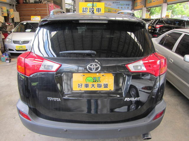TOYOTA豐田 RAV4  第4張相片