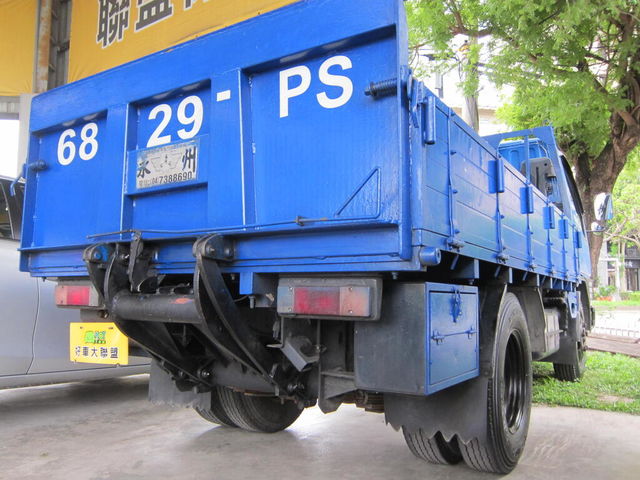 MITSUBISHI三菱 CANTER  第10張相片