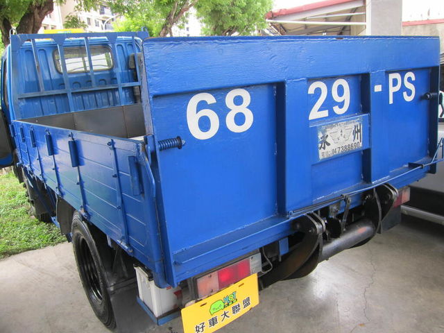 MITSUBISHI三菱 CANTER  第16張相片