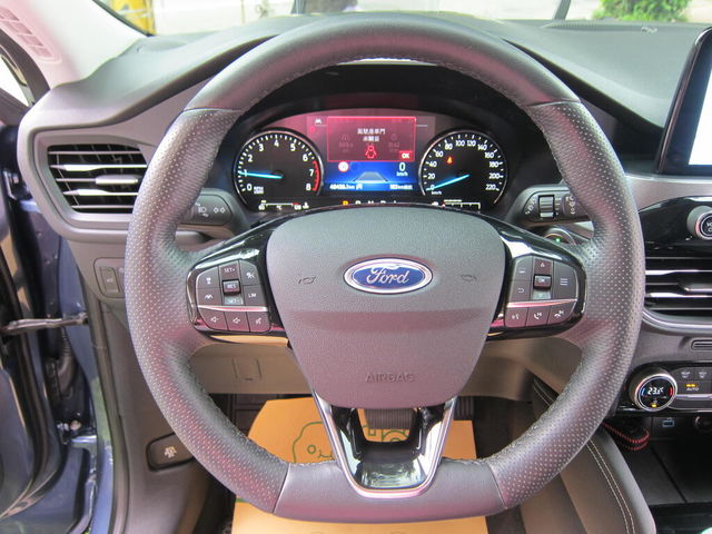 FORD福特 KUGA  第5張相片