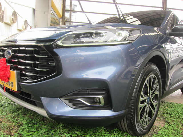 FORD福特 KUGA  第7張相片