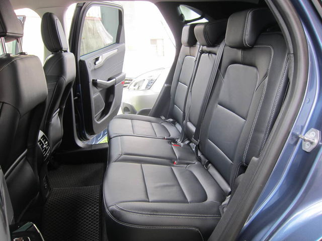 FORD福特 KUGA  第12張相片