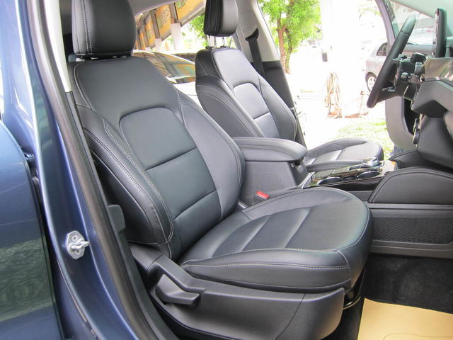 FORD福特 KUGA  第13張相片