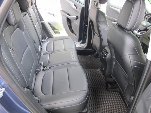 FORD福特 KUGA  第14張相片