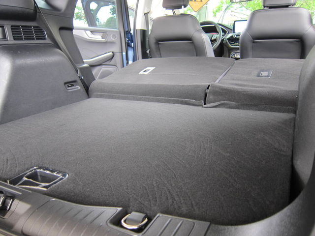 FORD福特 KUGA  第17張相片