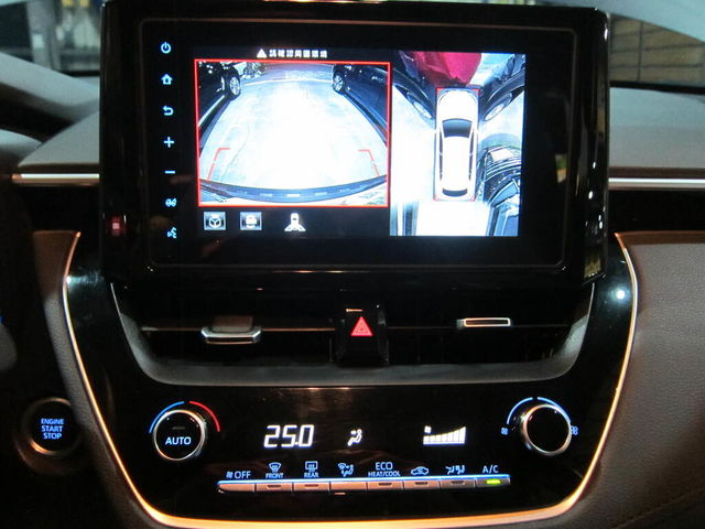 TOYOTA豐田 COROLLA CROSS  第14張相片