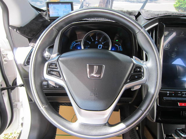 LUXGEN納智捷 U6 GT  第5張相片