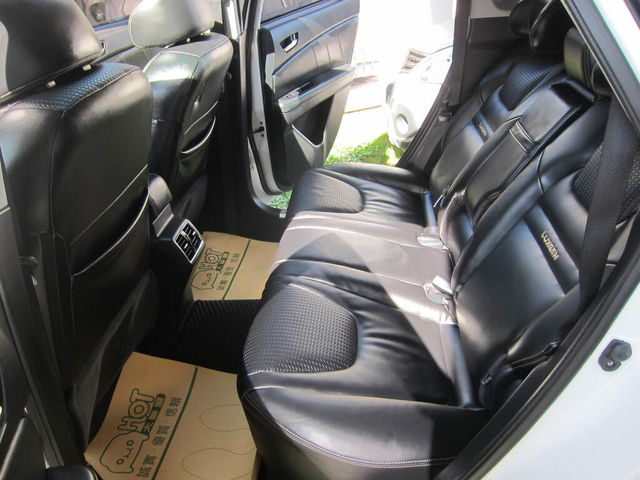 LUXGEN納智捷 U6 GT  第12張相片