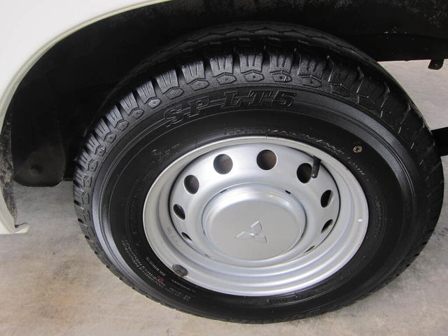 MITSUBISHI三菱 DELICA  第10張相片