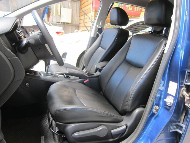 NISSAN日產 TIIDA  第8張相片