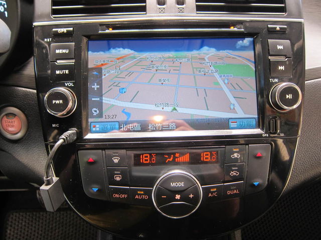 NISSAN日產 TIIDA  第12張相片