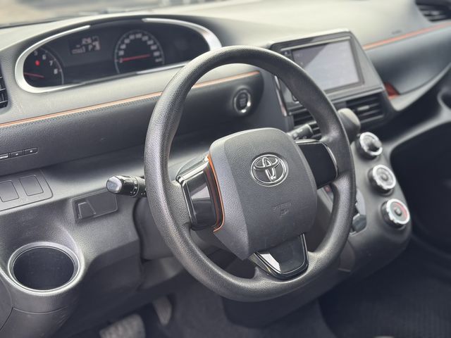 TOYOTA豐田 SIENTA  第5張相片