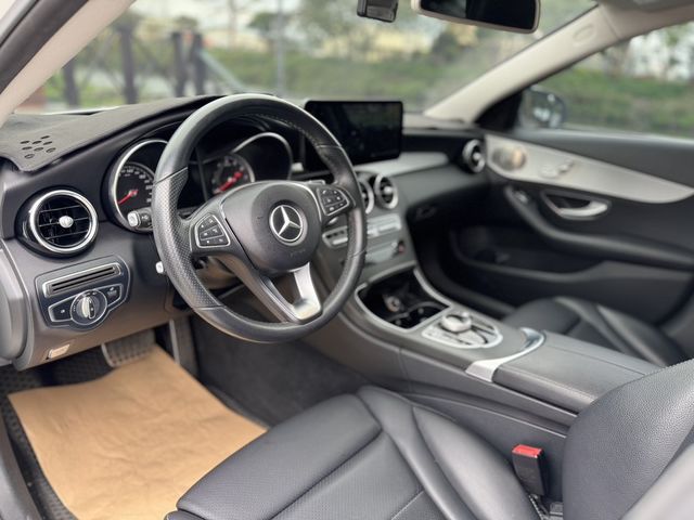 M-BENZ賓士 C200  第6張相片