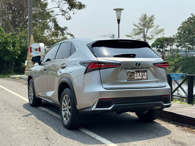 LEXUS凌志 NX200  第6張相片