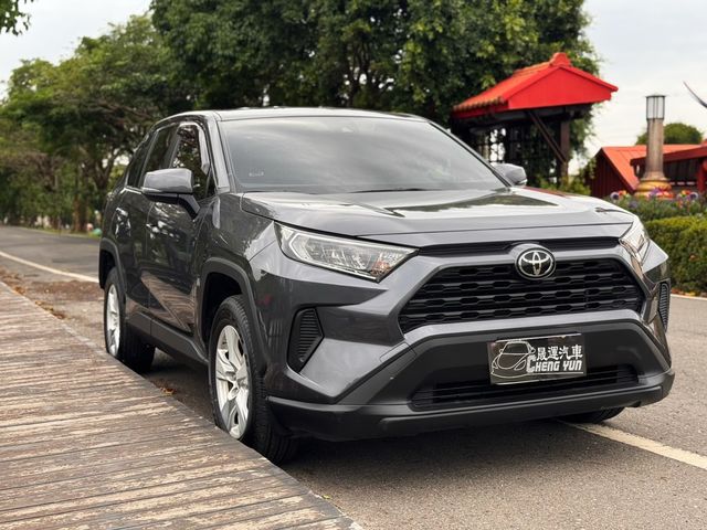 TOYOTA豐田 RAV4  第3張相片