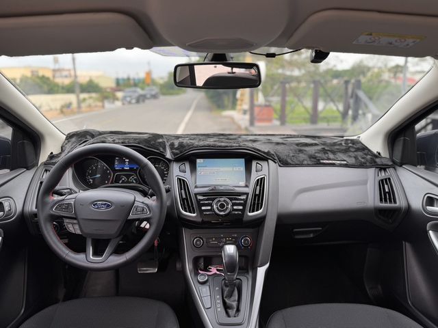 FORD福特 FOCUS  第6張相片