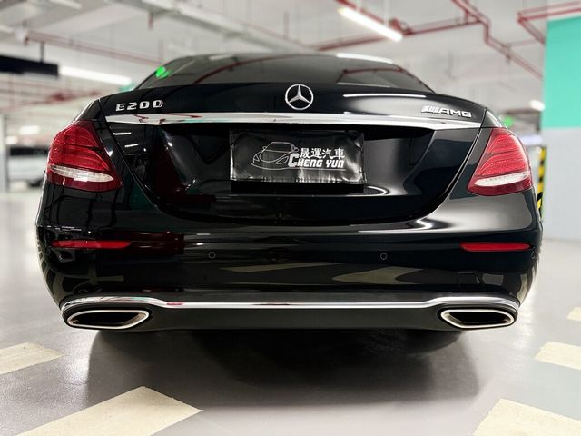 M-BENZ賓士 E200  第4張相片