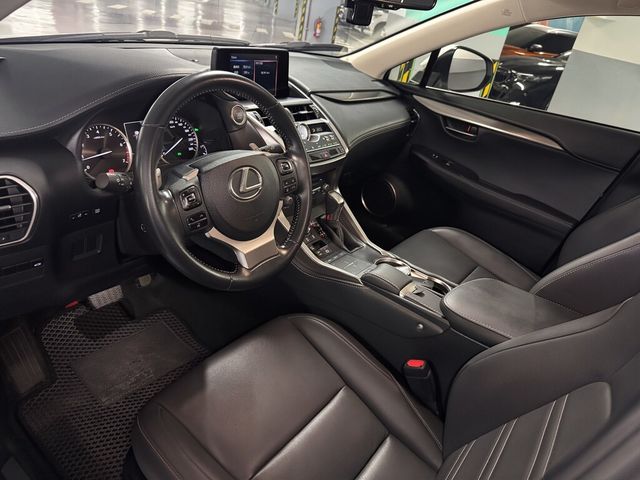 LEXUS凌志 NX200  第13張相片