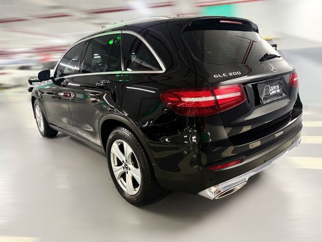 M-BENZ賓士 GLC200  第2張相片