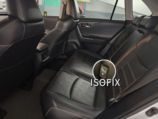 TOYOTA豐田 RAV4  第13張相片