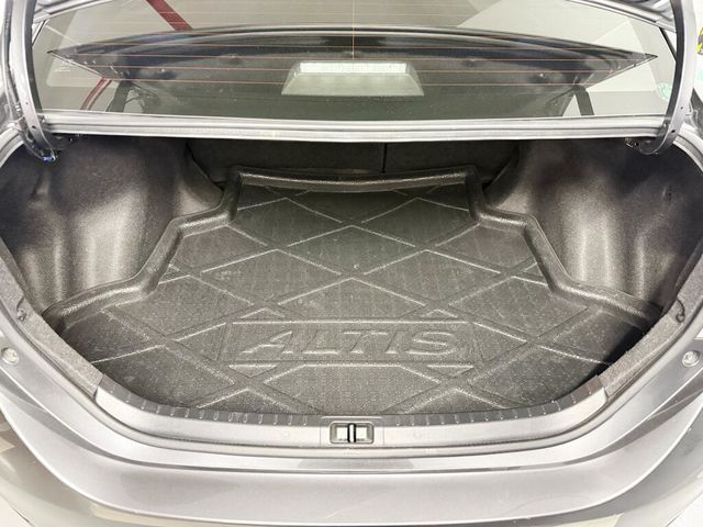 TOYOTA豐田 ALTIS  第13張相片