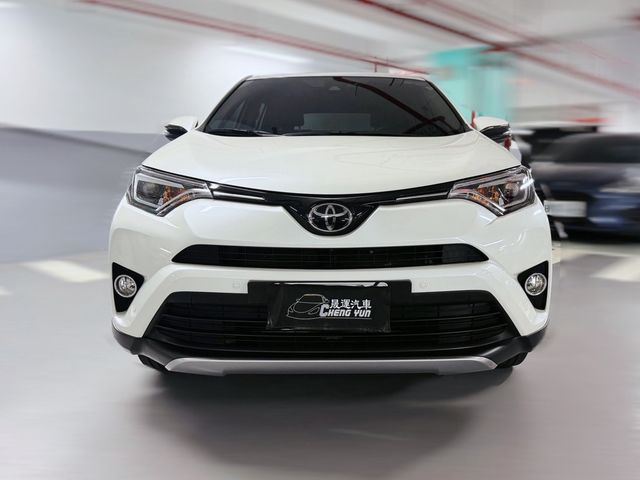 TOYOTA豐田 RAV4  第3張相片