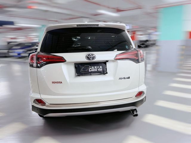 TOYOTA豐田 RAV4  第4張相片