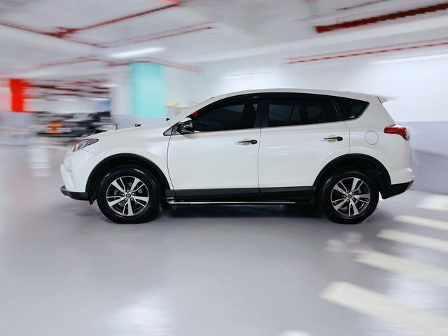 TOYOTA豐田 RAV4  第6張相片