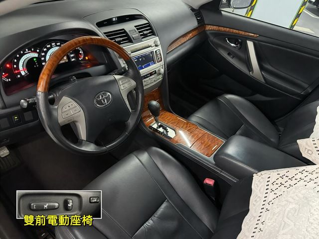 TOYOTA豐田 CAMRY  第8張相片