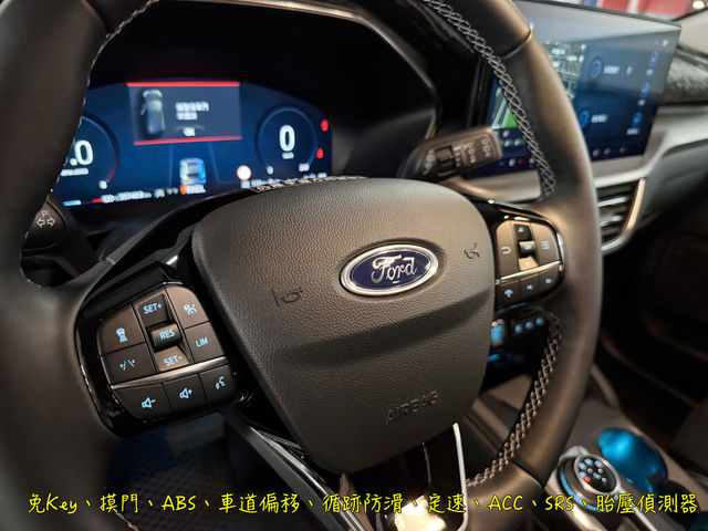 FORD福特 KUGA  第12張相片